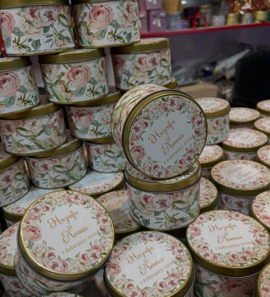 deep round wedding tin box | pink floral personalized design
